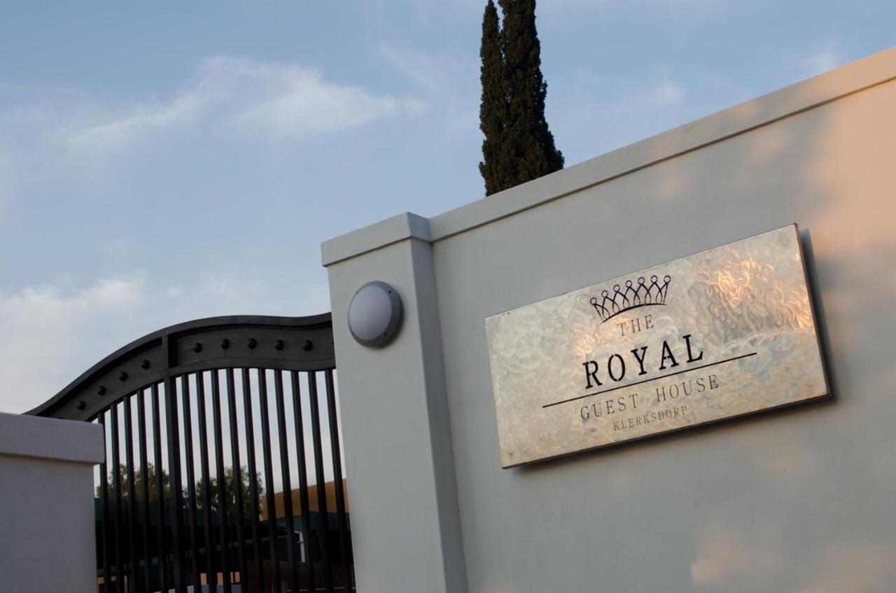 The Royal Guest House Klerksdorp Exterior foto